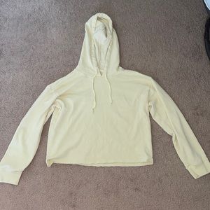 Super soft yellow American Eagle cropped hoodie